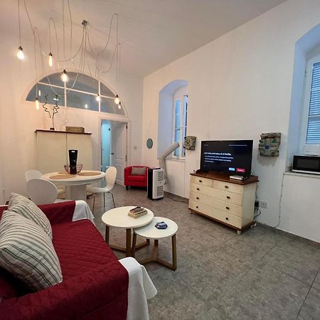 Budget-Friendly 1Br In The City Center Гибралтар Екстериор снимка
