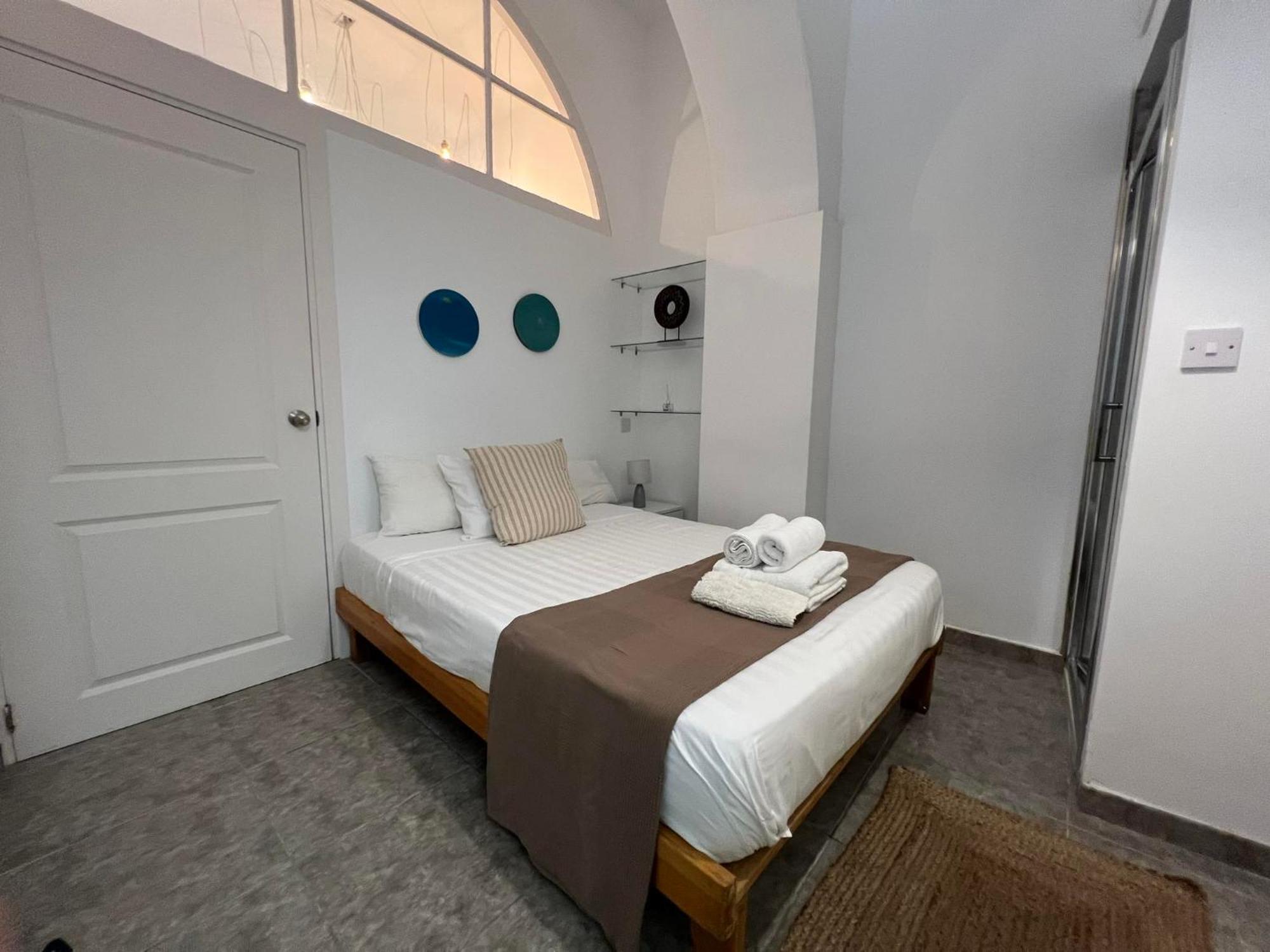 Budget-Friendly 1Br In The City Center Гибралтар Екстериор снимка